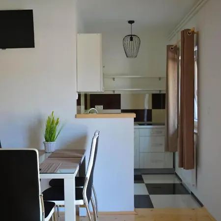 One Bedroom * Брежице